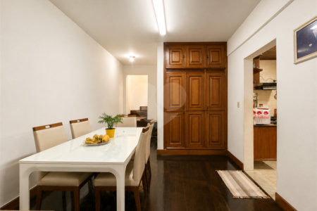 Casa de Vila à venda com 4 quartos, sendo 1 suíte, em Cupecê, São Paulo, SP