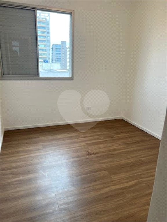 Apartamento à venda com 2 quartos, sendo 1 suíte, em Vila Olímpia, São Paulo, SP