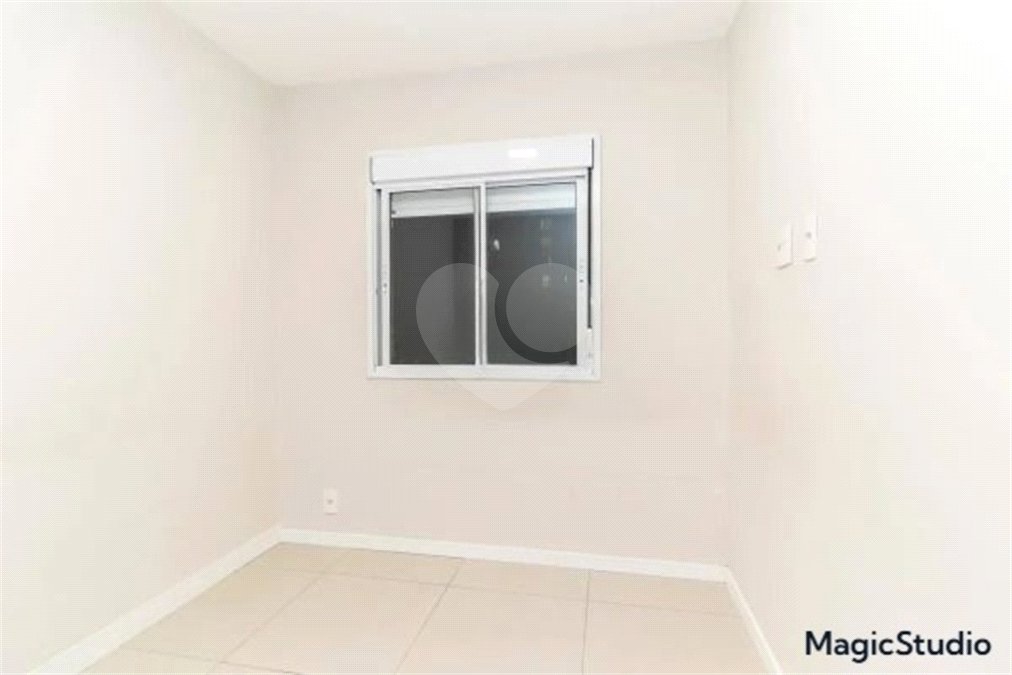 Apartamento à venda com 2 quartos em Vila Carmosina, São Paulo, SP