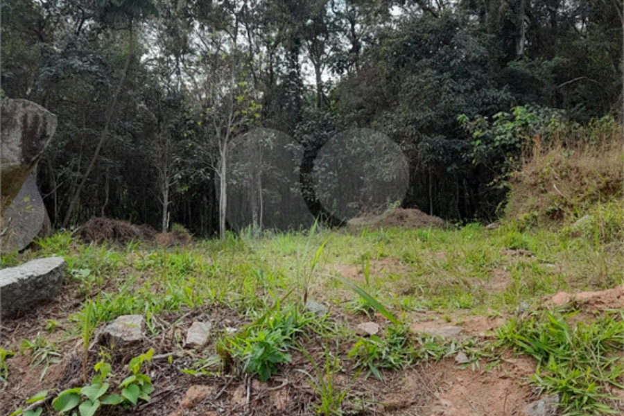 Terreno à venda no condomínio Itaguaçu da Cantareira, São Paulo - SP