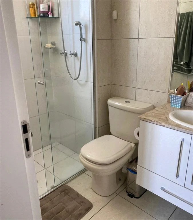 Apartamento à venda com 3 quartos, sendo 1 suíte,  em Lapa, São Paulo, SP