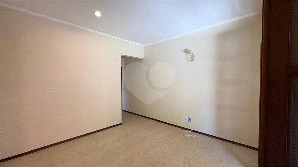 Casa à venda com 4 suítes no condomínio Vivendas do Lago, Sorocaba - SP