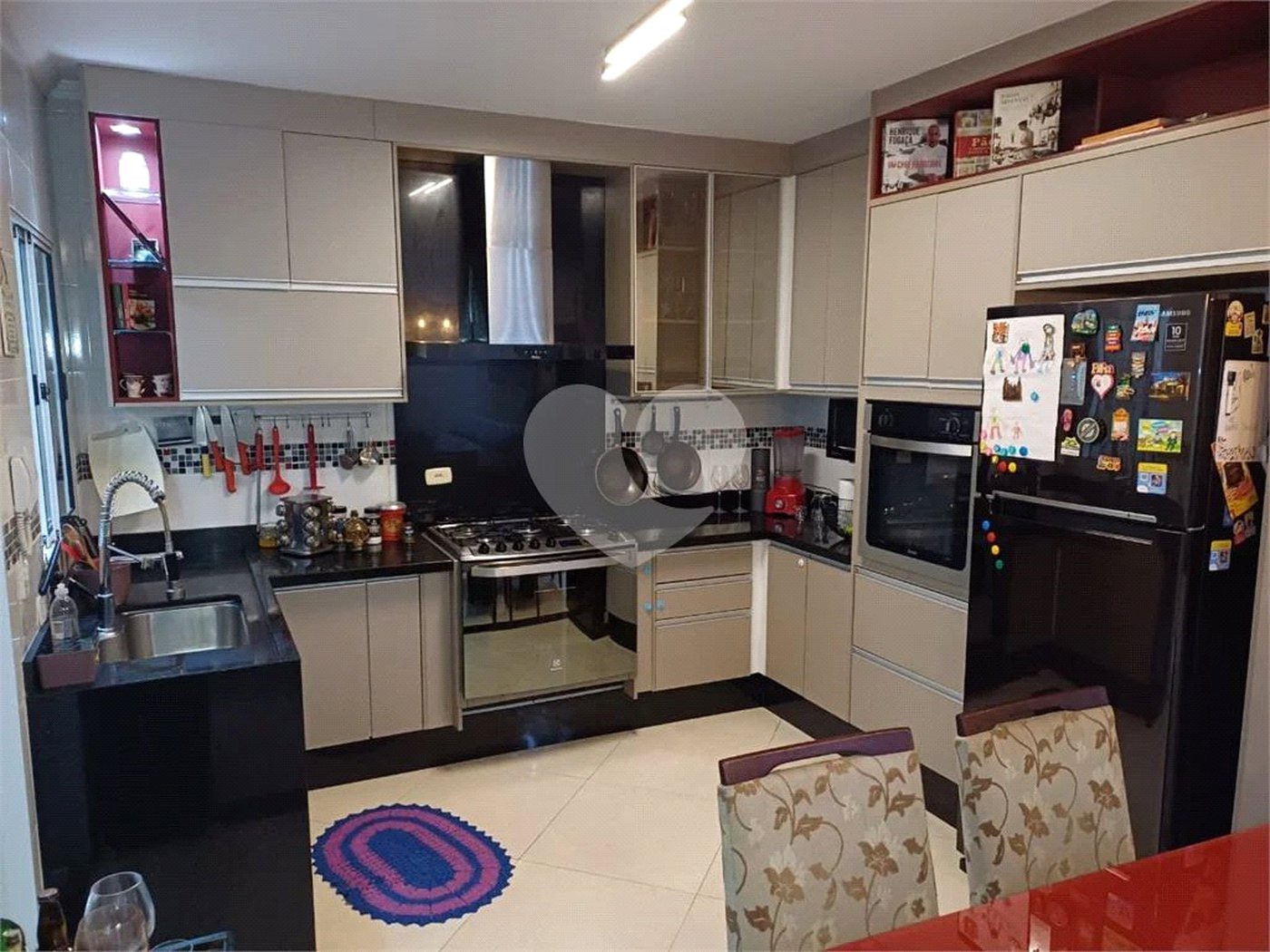 Casa à venda com 3 quartos, sendo 1 suíte,  no condomínio Residencial Shekinah, São Paulo - SP