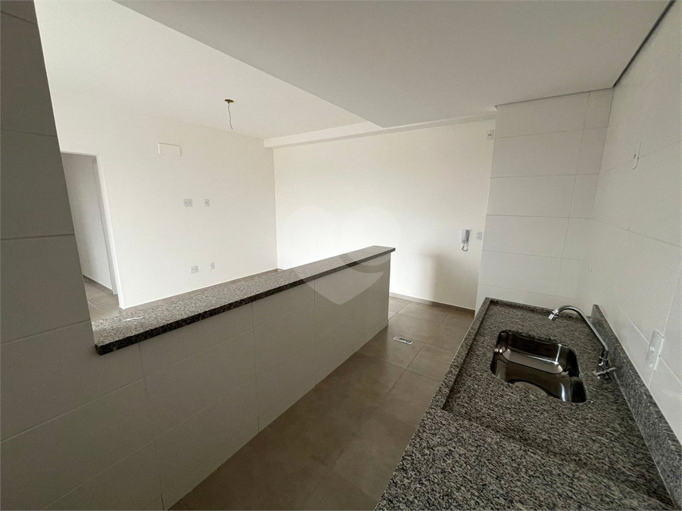 Apartamento á venda na região do Vila Prado.