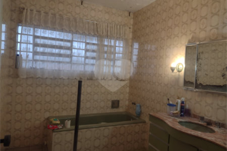 Sobrado à venda com 4 quartos, sendo 1 suíte, em Vila Medeiros, São Paulo, SP