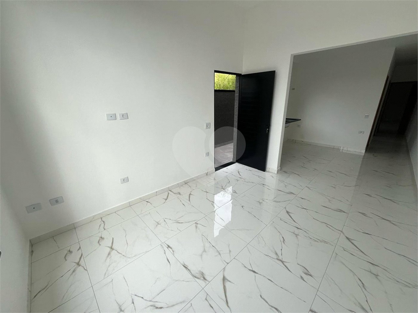 Casa à venda com 2 quartos, sendo 1 suíte,  no Centro, Bom Jesus dos Perdões, SP