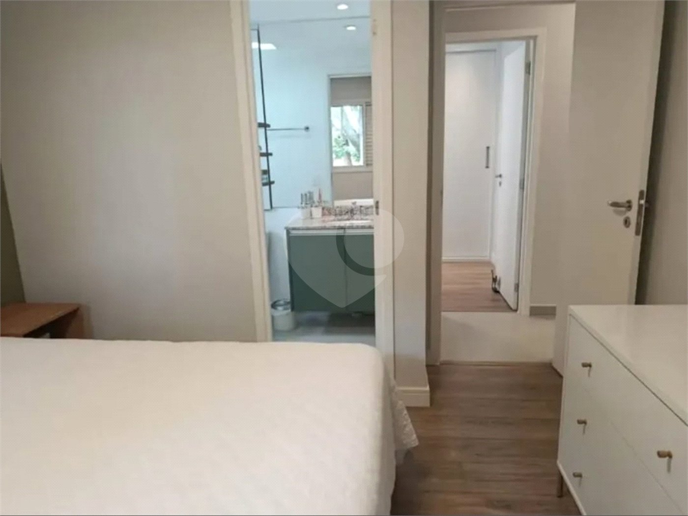 Apartamento à venda com 3 quartos, sendo 1 suíte, em Vila Gomes, São Paulo, SP