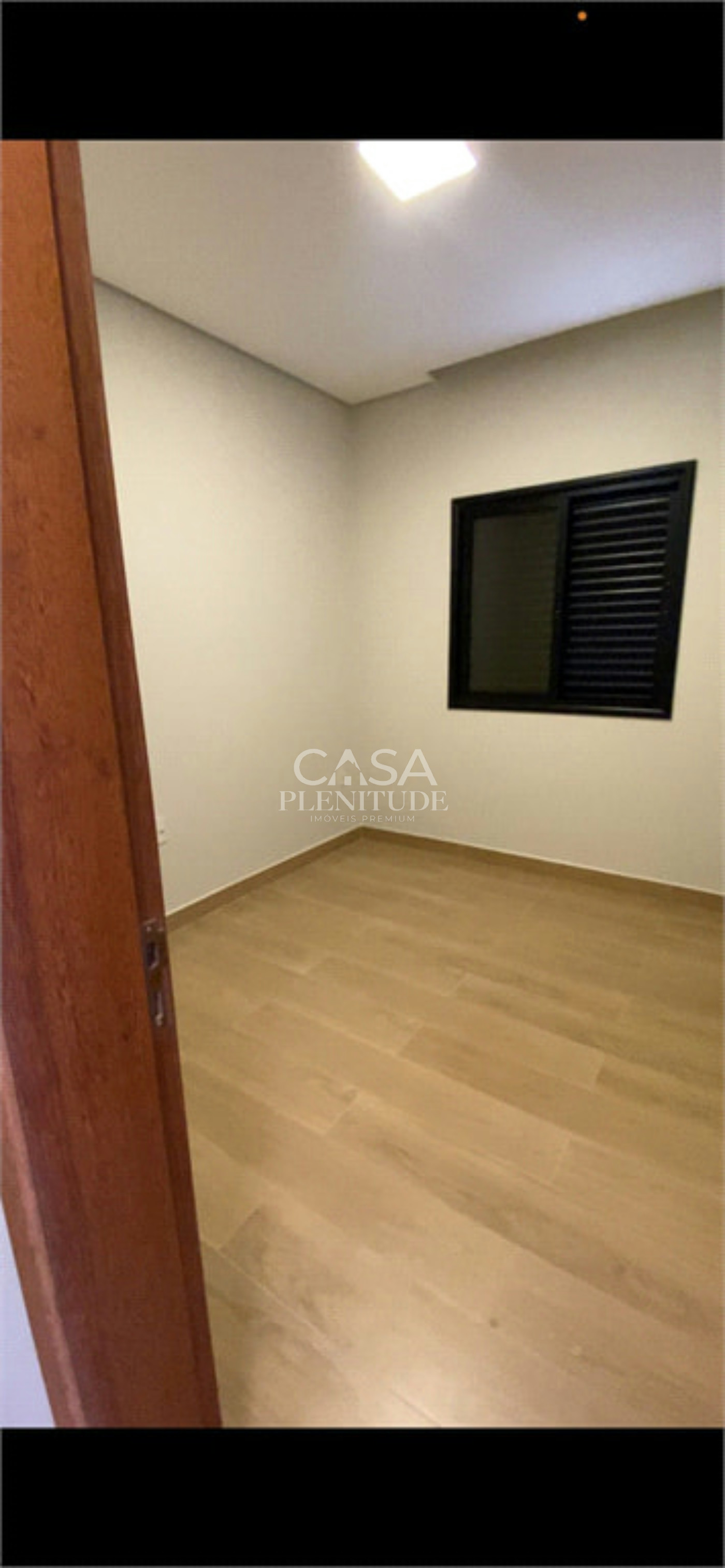Casa em condomínio à venda com 3 quartos, sendo 1 suíte,  em Jardim Residencial Villagio Ipanema I, Sorocaba, SP