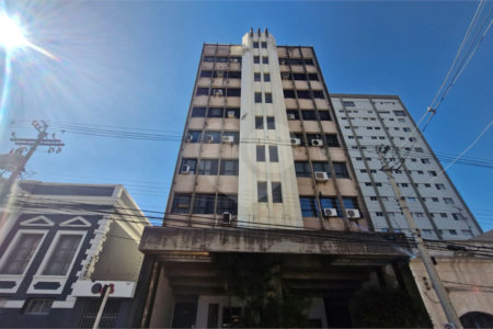 Sala Comercial à Venda no Edifício Luciano Zanollo – São Carlos/SP