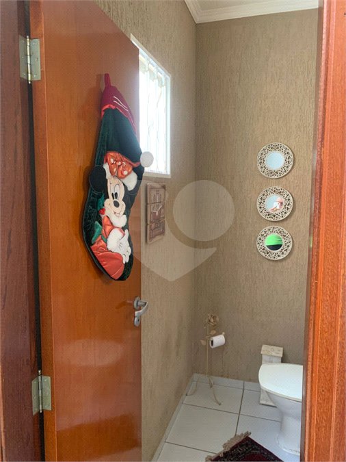 Casa à venda com 4 quartos, sendo 1 suíte,  em Jardim Esplanada, Indaiatuba, SP