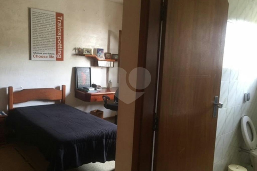 Sobrado à venda com 4 suítes em Tremembé, São Paulo, SP