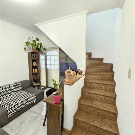 Casa à venda com 2 quartos, sendo 1 suíte, em Santa Teresinha, São Paulo, SP
