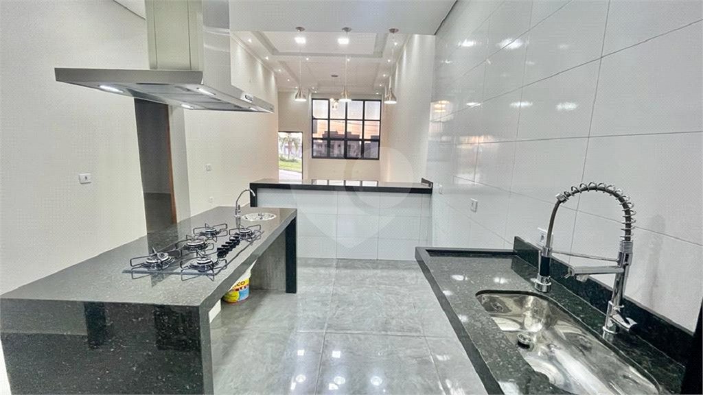 Casa à venda com 3 quartos, sendo 2 suítes, no condomínio Condomino Campos do Conde - Fase 2, Sorocaba - SP