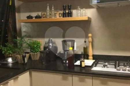 Apartamento à venda com 3 suítes em Granja Julieta, São Paulo, SP