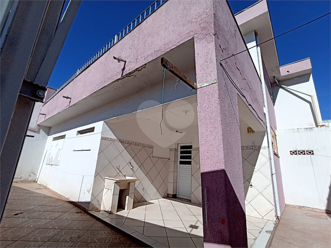 Casa à venda ou para alugar com 3 quartos, sendo 1 suíte, no Centro, Itapetininga, SP