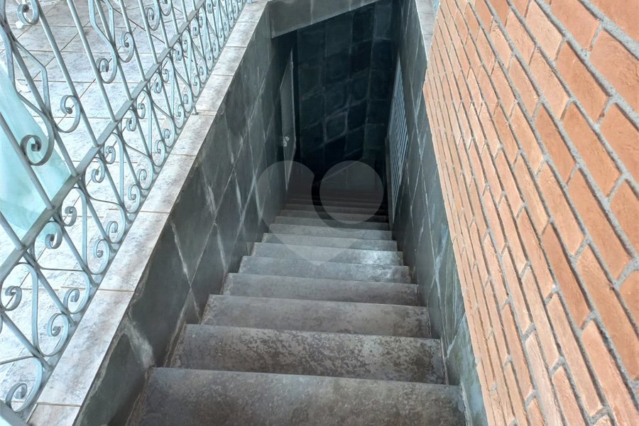 Sobrado à venda ou para alugar com 4 quartos, sendo 1 suíte,  em Barro Branco (zona Norte), São Paulo, SP