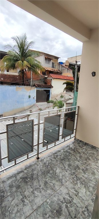 Casa à venda com 5 quartos, sendo 3 suítes, no condomínio Village Texeira Campos, Rio de Janeiro - RJ