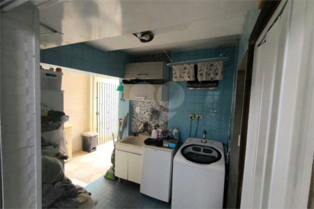 Sobrado à venda com 4 quartos, sendo 1 suíte,  em Vila Cruzeiro, São Paulo, SP