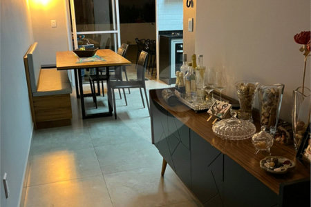 Casa à venda com 3 quartos, sendo 1 suíte,  no condomínio Villagio Imperiale, Louveira - SP