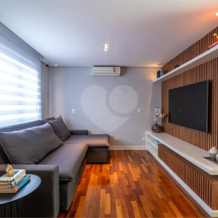 Casa à venda com 4 quartos, sendo 2 suítes, no condomínio Melbourne Residence, São Paulo - SP