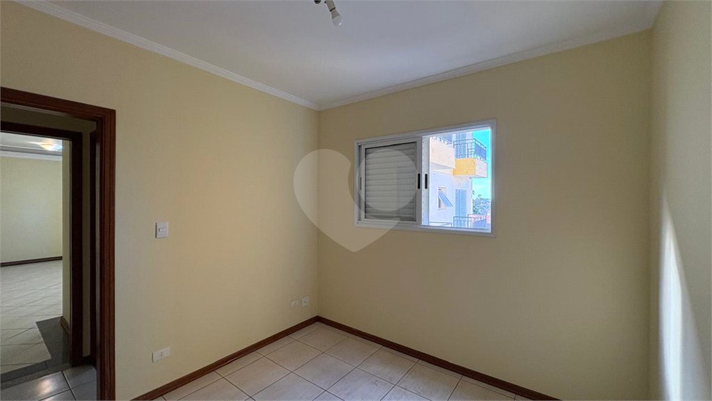 Apartamento à venda com 2 quartos, sendo 1 suíte,  em Jardim Simus, Sorocaba, SP