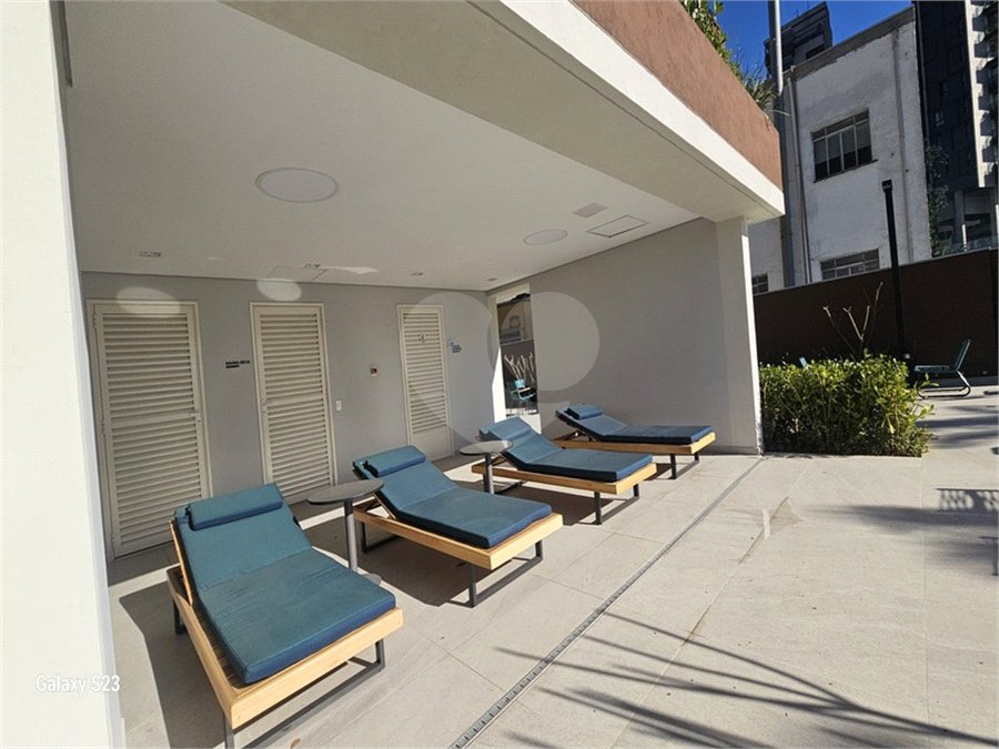 Apartamento à venda com 3 quartos, sendo 1 suíte,  em Pinheiros, São Paulo, SP