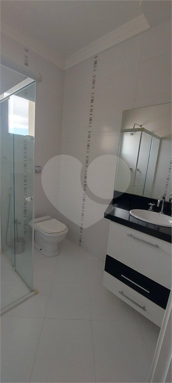 Casa à venda ou para alugar com 3 suítes no condomínio Residencial Villa dos Inglezes, Sorocaba - SP