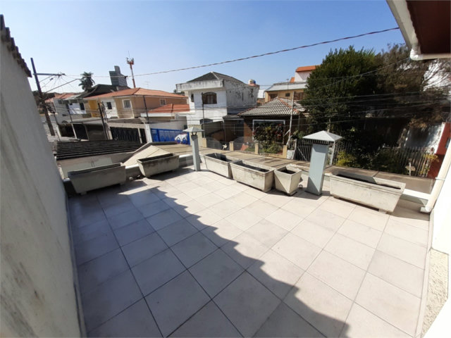 Sobrado à venda com 3 quartos, sendo 1 suíte,  em Indianópolis, São Paulo, SP