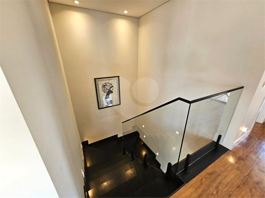 Casa à venda com 4 suítes no condomínio Residencial Itahyê, Santana de Parnaíba - SP