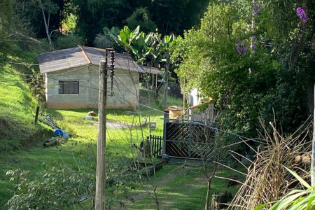 Sítio à venda com 3 quartos, sendo 1 suíte,  no Centro, Biritiba-mirim, SP