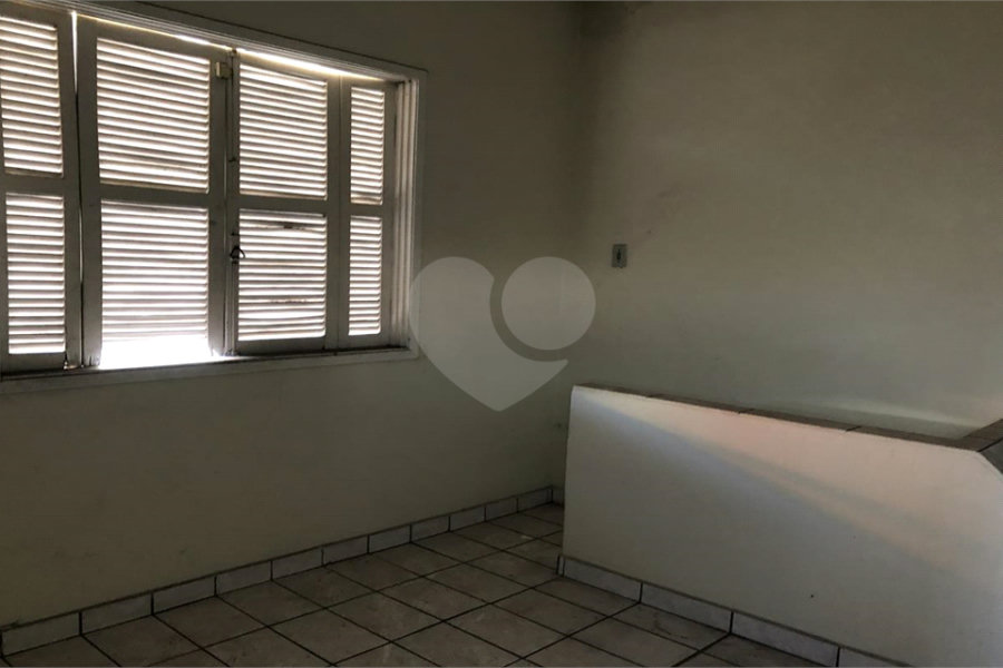 Sobrado à venda com 2 quartos, sendo 1 suíte, em Vila Nova Cachoeirinha, São Paulo, SP