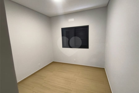 Casa à venda com 3 quartos, sendo 1 suíte, em Loteamento Gramado Ii, Itapetininga, SP