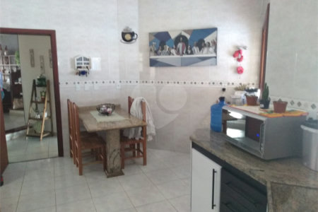 Casa à venda com 3 quartos, sendo 1 suíte, em Jardim Novo Horizonte, Valinhos, SP