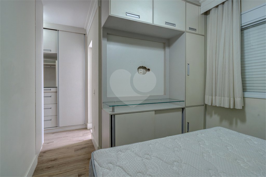 Apartamento à venda com 4 quartos, sendo 3 suítes, em Alto da Boa Vista, São Paulo, SP