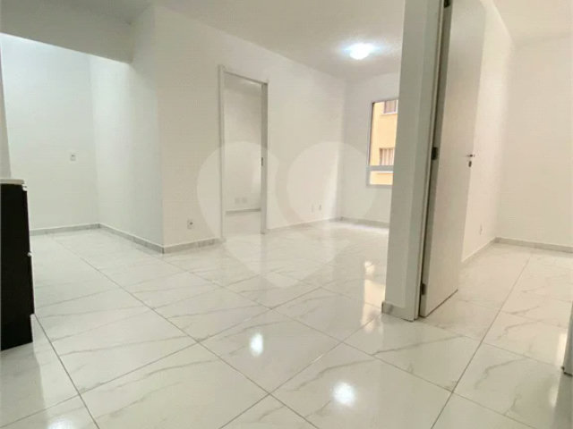 Apartamento à venda com 2 quartos em Parque Edu Chaves, São Paulo, SP