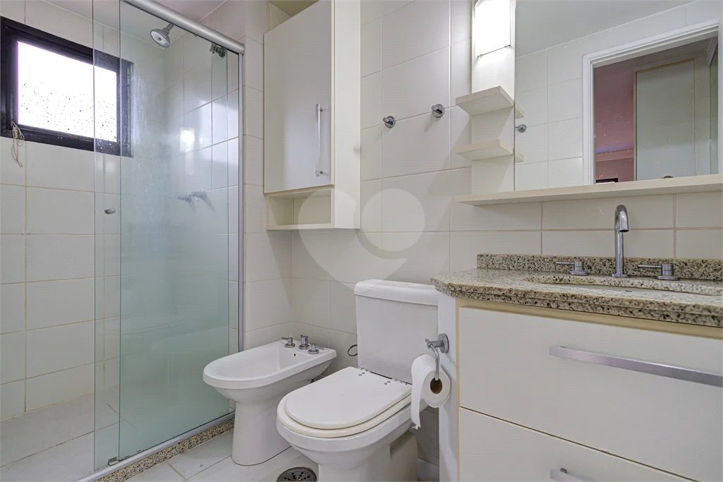 Apartamento para alugar com 3 quartos, sendo 1 suíte, em Chácara Santo Antônio, São Paulo, SP