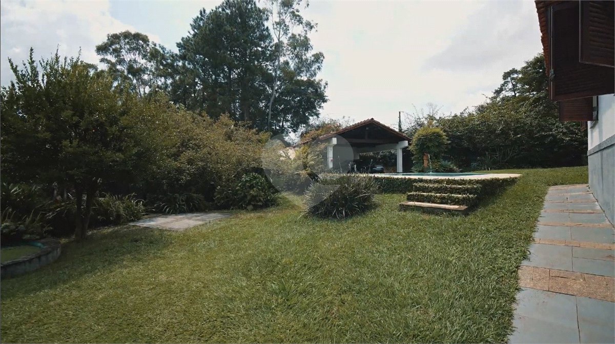 Terreno à venda com 6 quartos no condomínio Quinta dos Lagos, Cotia - SP