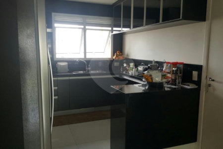 Apartamento à venda ou para alugar com 3 suítes em Vila Olímpia, São Paulo, SP