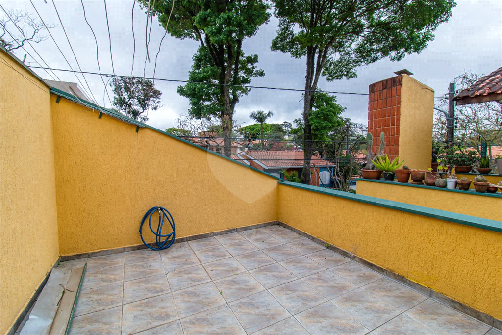 Casa à venda com 3 quartos, sendo 1 suíte,  no condomínio Jardim Hipico, São Paulo - SP
