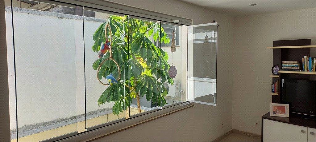 Casa de Vila à venda com 3 quartos, sendo 1 suíte,  em Tijuca, Rio de Janeiro, RJ