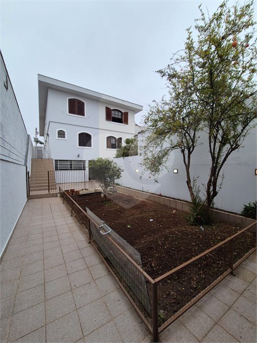Sobrado à venda com 3 quartos, sendo 1 suíte, em Limão, São Paulo, SP