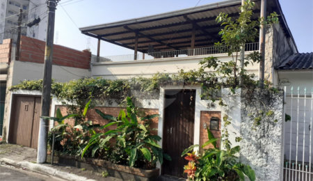 Casa de Vila à venda com 4 quartos, sendo 2 suítes,  em Vila São Francisco, São Paulo, SP