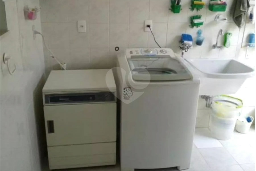 Sobrado à venda com 5 quartos, sendo 1 suíte, em Jardim Virginia Bianca, São Paulo, SP