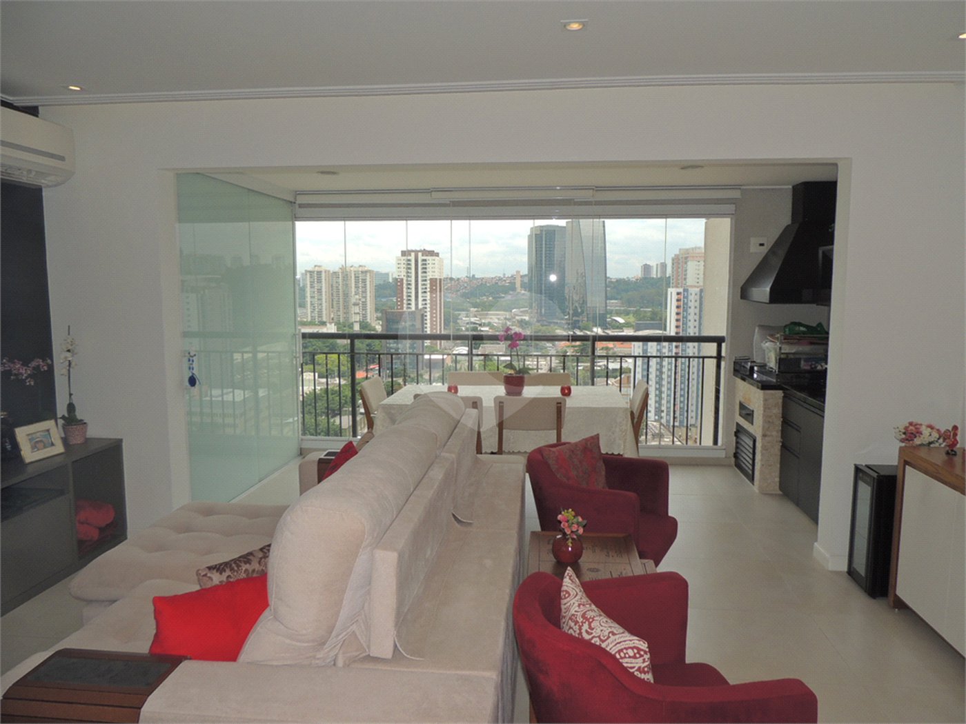 Apartamento para alugar com 2 quartos, sendo 1 suíte, em Chácara Santo Antônio, São Paulo, SP