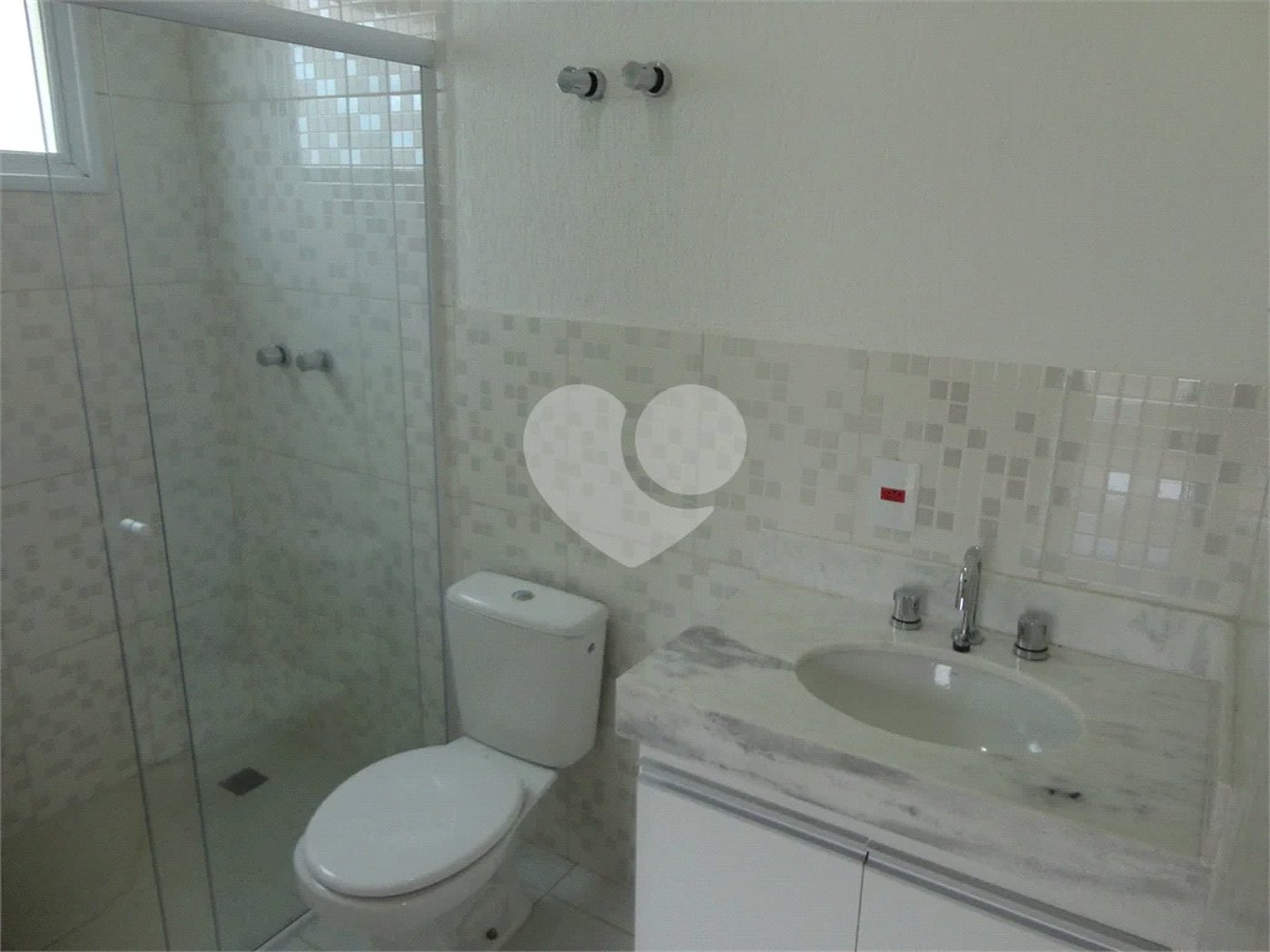Casa de Vila à venda com 3 suítes em João Xxiii, Vinhedo, SP