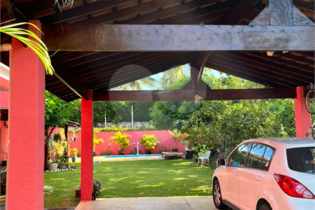 Casa à venda com 3 quartos, sendo 1 suíte,  no condomínio Portal do Sabiá, Araçoiaba da Serra - SP