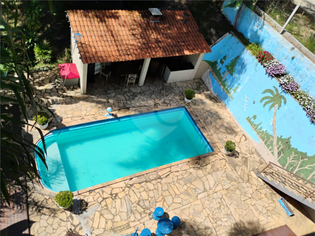 Casa à venda com 8 quartos, sendo 5 suítes,  no condomínio Alpes de Mairiporã, Mairiporã - SP
