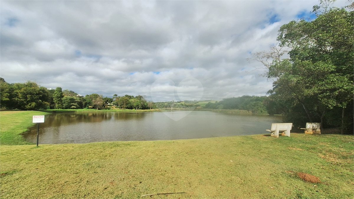 Terreno à venda no condomínio Helena Maria, Sorocaba - SP