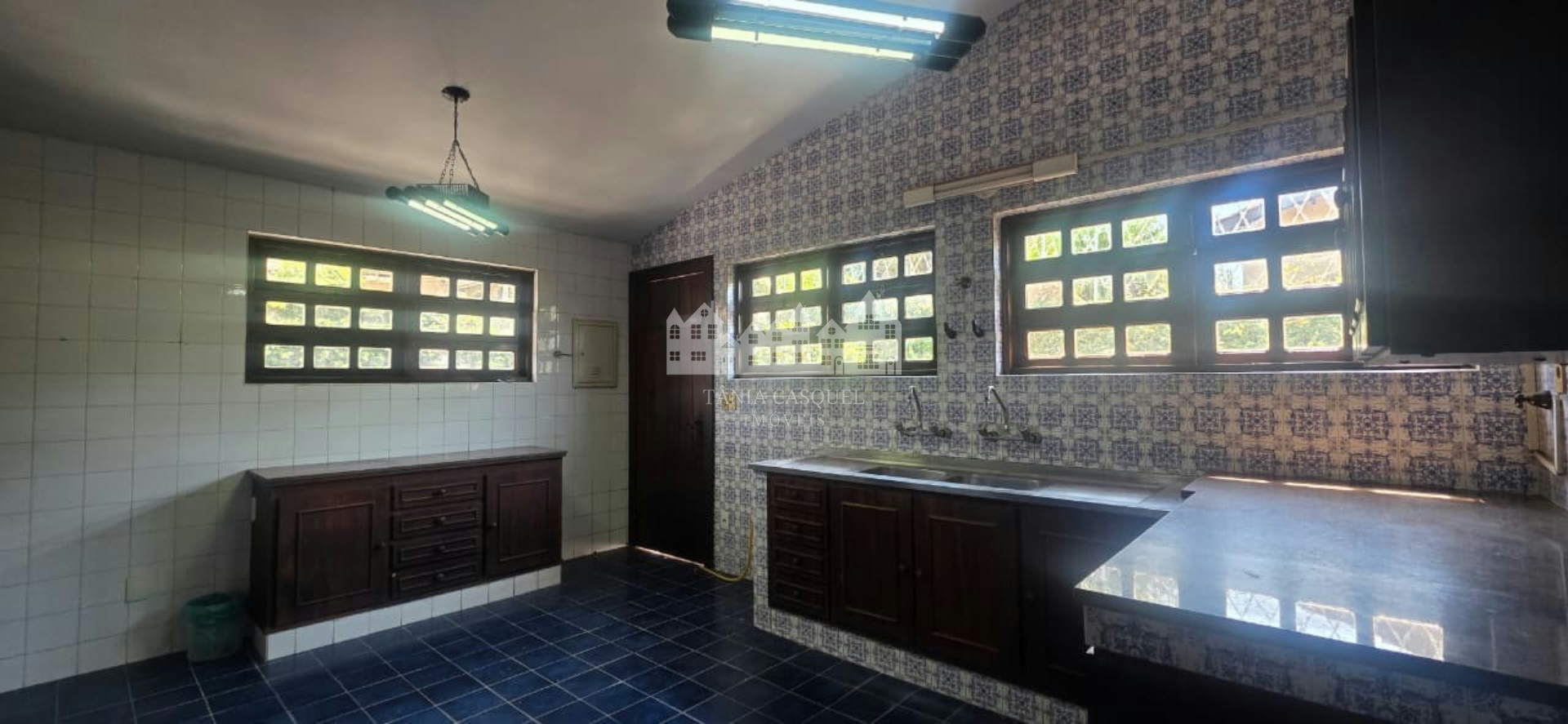 Casa, 5 quartos, 630 m² - Foto 4