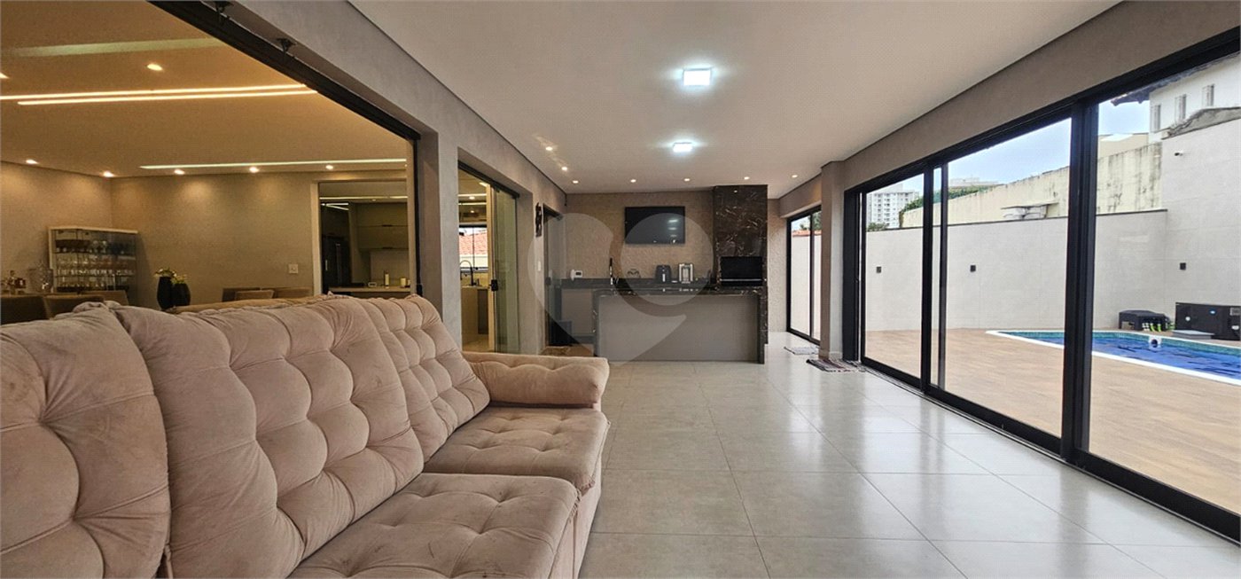 Casa à venda com 3 suítes em Jardim São Caetano, São Caetano do Sul, SP